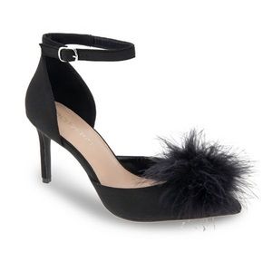 BCBGENERATION FEATHER ABINY POM POM PUMPS